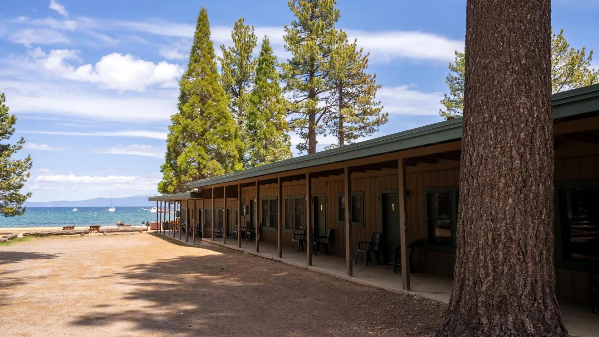 Camp Richardson Resort サウス・レイクタホ ホテル